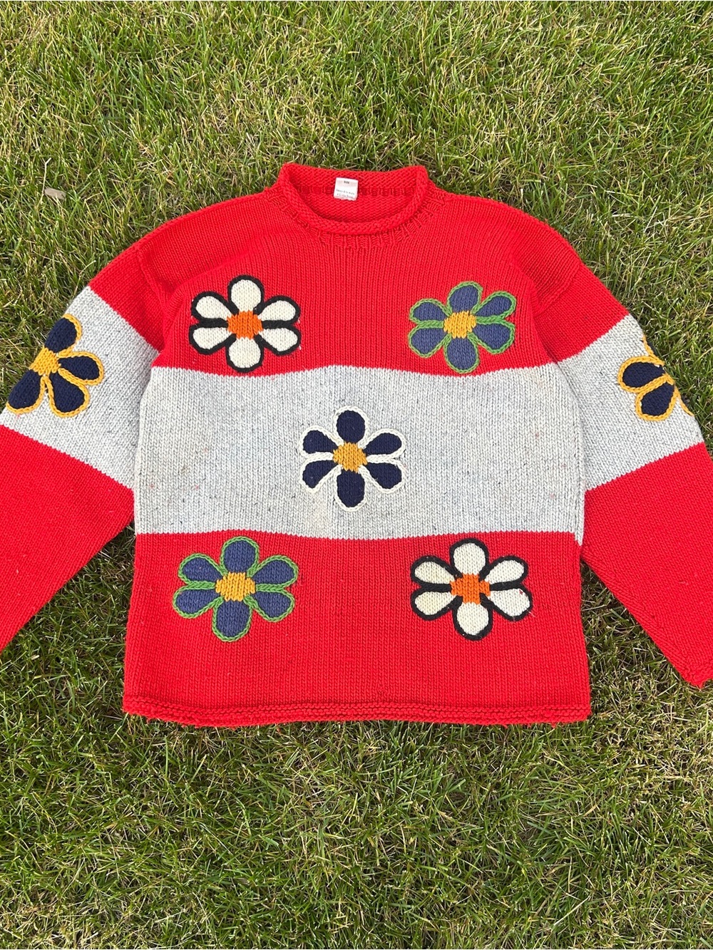 Vintage Hand Knit 100% Wool Sweater